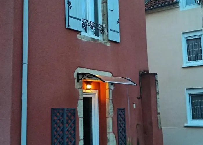 Charmante Petite Maison Meublee
